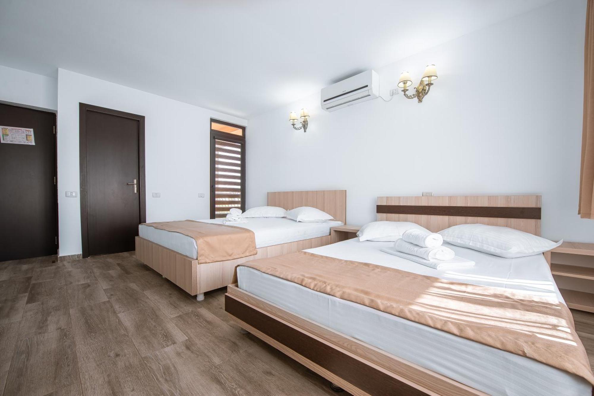 Vila Puky Neptun Exteriér fotografie