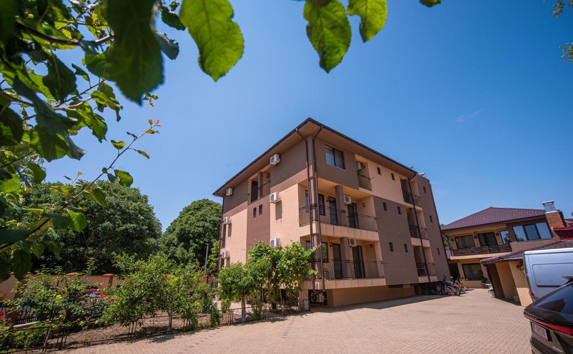 Vila Puky Neptun Exteriér fotografie